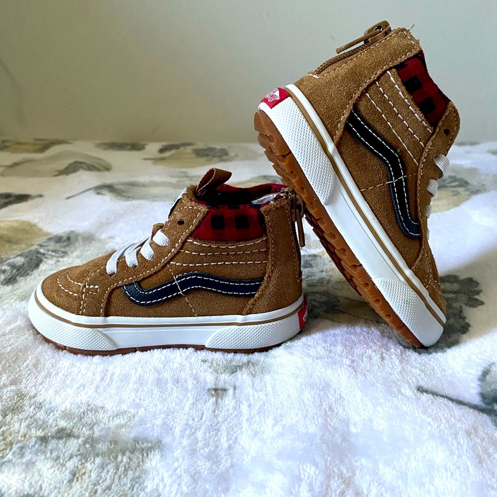 GUC Toddler MTE Vans